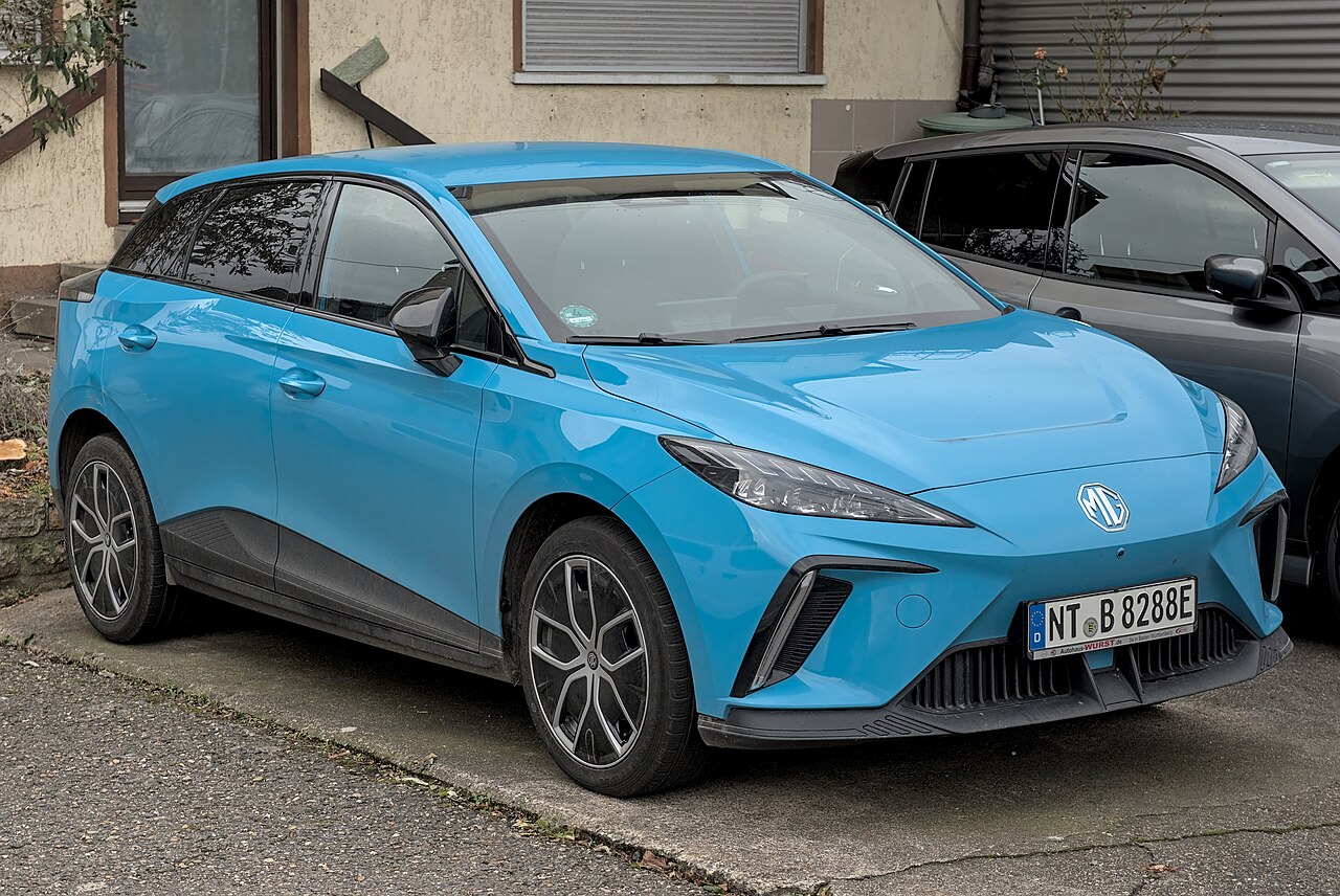 2024 MG MG4 EV 64kWh 520km — 1/2